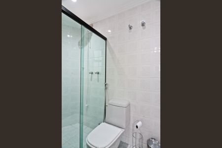 Apartamento à venda com 131m², 3 quartos e 2 vagas Apartamento à venda com 131m², 3 quartos e 2 vagasBanheiro da Suíte 2