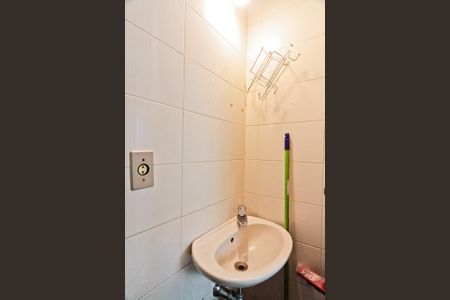 Apartamento à venda com 131m², 3 quartos e 2 vagas Apartamento à venda com 131m², 3 quartos e 2 vagasBanheiro de Serviço