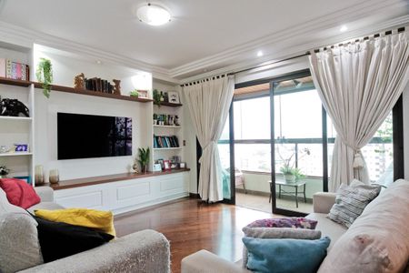 Apartamento à venda com 131m², 3 quartos e 2 vagas Apartamento à venda com 131m², 3 quartos e 2 vagasSala