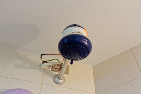 Apartamento à venda com 131m², 3 quartos e 2 vagas Apartamento à venda com 131m², 3 quartos e 2 vagasBanheiro de Serviço