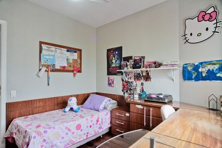 Apartamento à venda com 131m², 3 quartos e 2 vagas Apartamento à venda com 131m², 3 quartos e 2 vagasSuíte 1