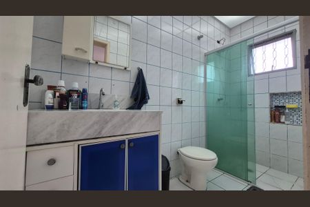 Apartamento à venda com 67m², 2 quartos e 1 vaga Apartamento à venda com 67m², 2 quartos e 1 vagaBanheiro da suíte