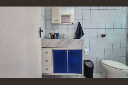 Apartamento à venda com 67m², 2 quartos e 1 vaga Apartamento à venda com 67m², 2 quartos e 1 vagaBanheiro da suíte