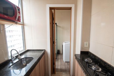 Cozinha de kitnet/studio para alugar com 1 quarto, 45m² em Sé, São Paulo