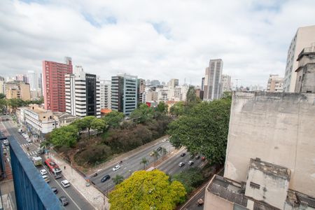 Varanda de kitnet/studio para alugar com 1 quarto, 45m² em Sé, São Paulo