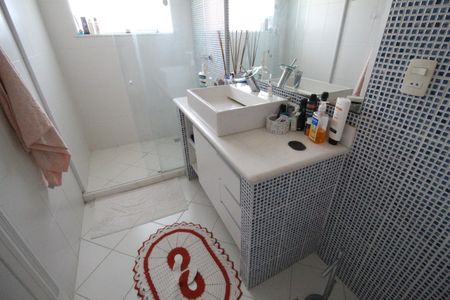 Casa de condomínio à venda com 753m², 5 quartos e 4 vagasBanheiro da Suíte 3