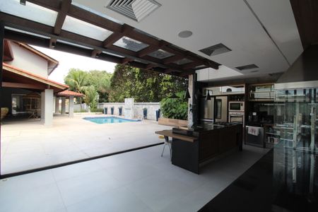 Casa de condomínio à venda com 753m², 5 quartos e 4 vagasChurrasqueira