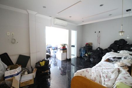 Casa de condomínio à venda com 753m², 5 quartos e 4 vagasSuíte 4