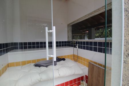 Casa de condomínio à venda com 753m², 5 quartos e 4 vagasSauna