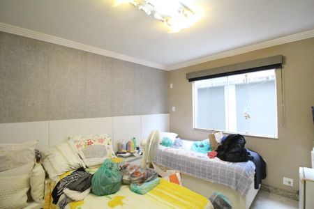 Casa de condomínio à venda com 753m², 5 quartos e 4 vagasSuíte 1