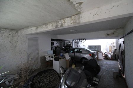 Casa de condomínio à venda com 753m², 5 quartos e 4 vagasGaragem