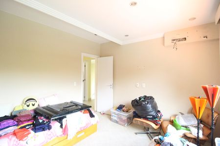 Casa de condomínio à venda com 753m², 5 quartos e 4 vagasQuarto