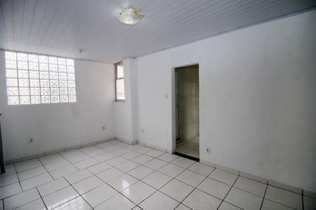 Sala de casa para alugar com 3 quartos, 52m² em Irajá, Rio de Janeiro