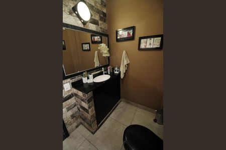 Apartamento à venda com 72m², 2 quartos e sem vagaBanheiro