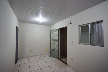 Casa para alugar com 45m², 2 quartos e sem vagaSala / Cozinha