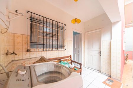 Casa à venda com 486m², 2 quartos e 3 vagasÁrea de Serviço