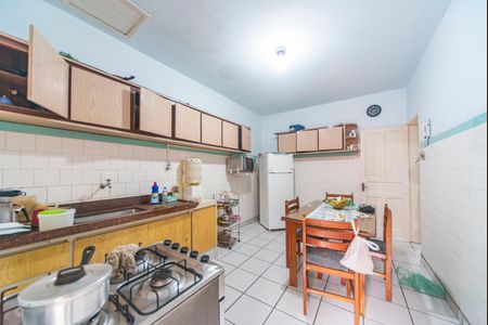 Casa à venda com 486m², 2 quartos e 3 vagasCozinha