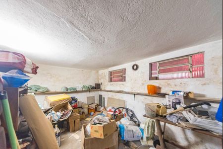 Casa à venda com 486m², 2 quartos e 3 vagasPorão