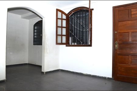 Sala de casa para alugar com 2 quartos, 80m² em São Gabriel, Belo Horizonte