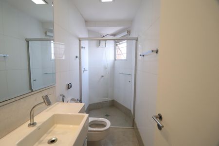 Apartamento para alugar com 274m², 3 quartos e 3 vagasBanheiro Social