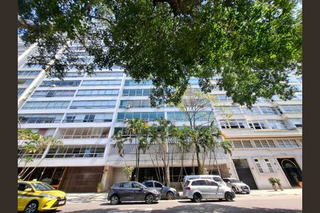 Apartamento à venda com 200m², 4 quartos e 1 vagaFachada