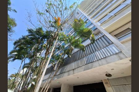 Apartamento à venda com 200m², 4 quartos e 1 vagaFachada