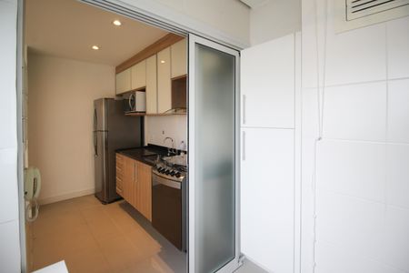 Apartamento à venda com 66m², 2 quartos e 1 vagaÁrea de Serviço