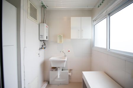 Apartamento à venda com 66m², 2 quartos e 1 vagaÁrea de Serviço