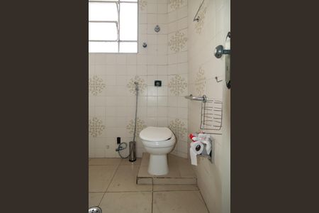 Apartamento à venda com 88m², 2 quartos e 1 vaga Apartamento à venda com 88m², 2 quartos e 1 vagaBanheiro