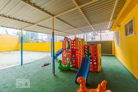 Apartamento à venda com 56m², 1 quarto e 1 vaga Apartamento à venda com 56m², 1 quarto e 1 vagaÁrea comum - Playground