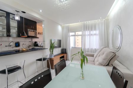 Apartamento à venda com 56m², 1 quarto e 1 vaga Apartamento à venda com 56m², 1 quarto e 1 vagaSala