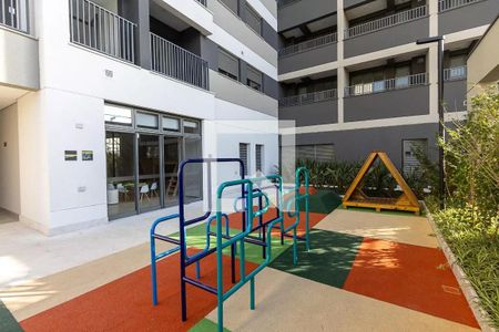 Studio para alugar com 32m², 1 quarto e sem vaga Studio para alugar com 32m², 1 quarto e sem vagaPlayground