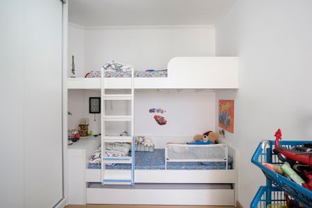 Apartamento à venda com 101m², 3 quartos e 2 vagasQuarto 2