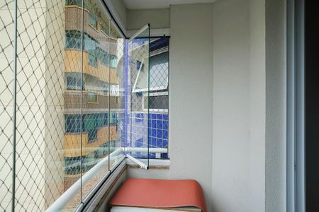 Apartamento à venda com 101m², 3 quartos e 2 vagasVaranda da suíte