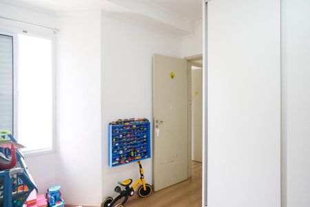 Apartamento à venda com 101m², 3 quartos e 2 vagasQuarto 2