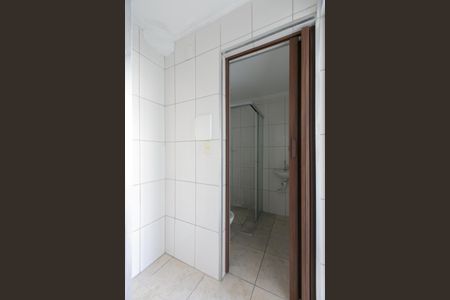 Apartamento à venda com 56m², 2 quartos e 1 vagaBanheiro Social