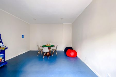 Apartamento à venda com 76m², 2 quartos e 1 vagaÁrea comum