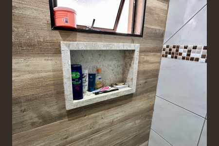 Casa à venda com 120m², 2 quartos e 2 vagas Casa à venda com 120m², 2 quartos e 2 vagasBanheiro