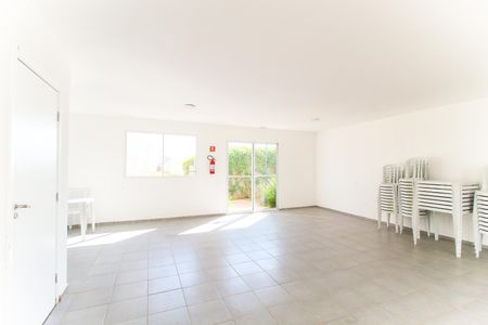 Apartamento para alugar com 49m², 2 quartos e sem vagaÁrea comum - Salão de festas