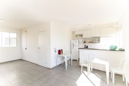 Apartamento para alugar com 49m², 2 quartos e sem vagaÁrea comum - Salão de festas