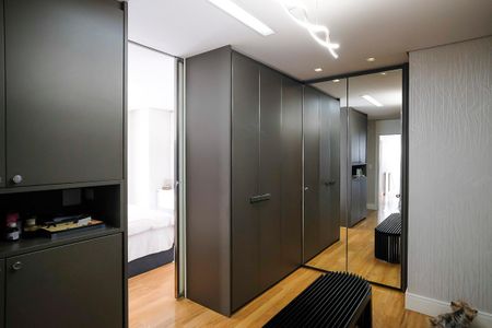 Apartamento à venda com 520m², 4 quartos e 5 vagasCloset da Suíte 1