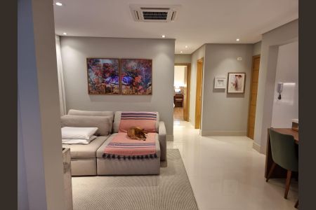 Apartamento à venda com 76m², 2 quartos e 2 vagasSala