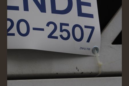 Casa à venda com 217m², 2 quartos e 4 vagasPlaca