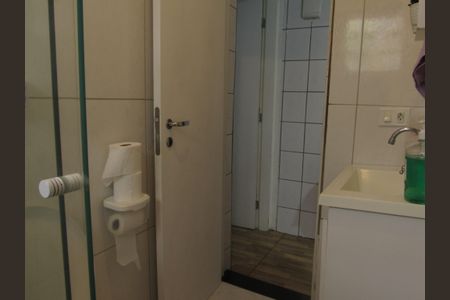 Casa à venda com 217m², 2 quartos e 4 vagasBanheiro Social