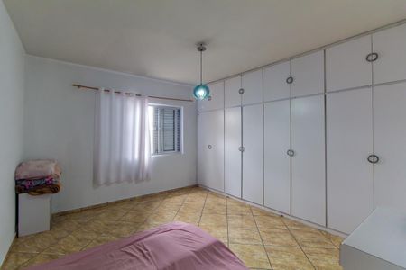 Quarto 1 de casa para alugar com 2 quartos, 90m² em Vila Bela, São Paulo