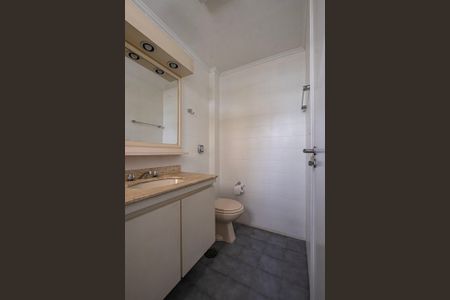 Apartamento à venda com 155m², 5 quartos e 2 vagas Apartamento à venda com 155m², 5 quartos e 2 vagasSuíte 3 - Banheiro