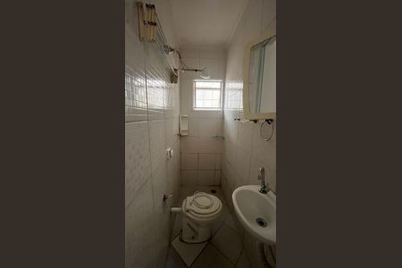 Banheiro Social de kitnet/studio para alugar com 1 quarto, 15m² em Cidade Universitária, Campinas