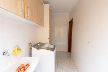 Casa à venda com 170m², 3 quartos e 4 vagasÁrea de Serviço