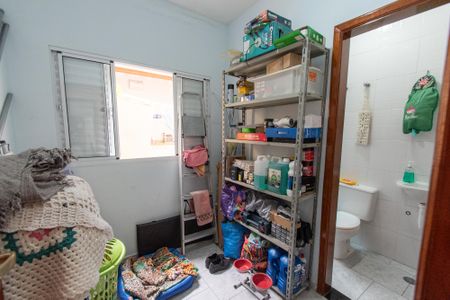 Casa à venda com 170m², 3 quartos e 4 vagasQuarto de Serviço