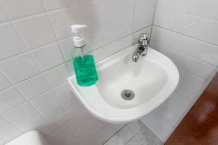 Casa à venda com 170m², 3 quartos e 4 vagasBanheiro de Serviço